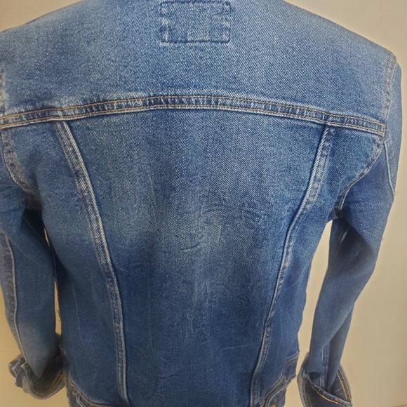 Beautiful jeans jacket - Picture 4 of 5